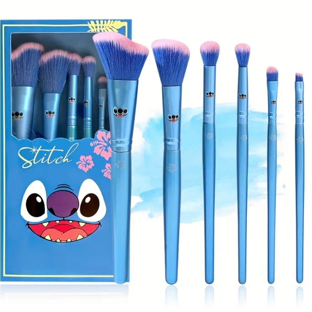 Stitch Makeup Brush Set in Blue and Pink